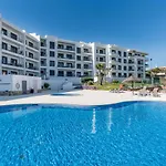 Apartament #107 1br Ocean View Pool & Relax Area
