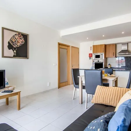 #107 T1 Vista Ondas By Holidays Apartment *